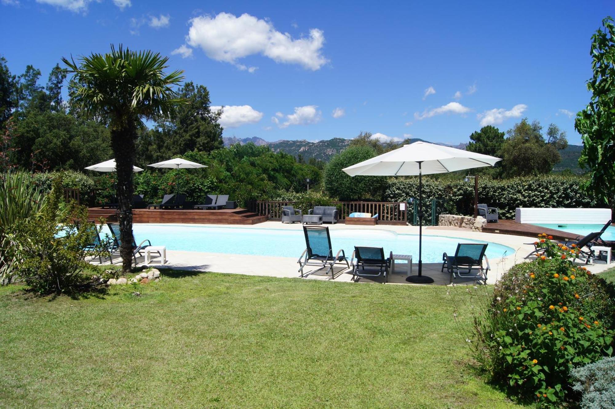 Residence Les Jardins de Sainte-Lucie Piscine chauffée Esterno foto